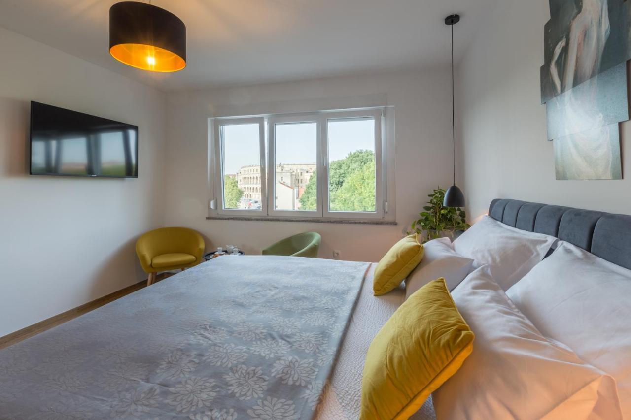 Sylvia Center Apartment Pula Dış mekan fotoğraf